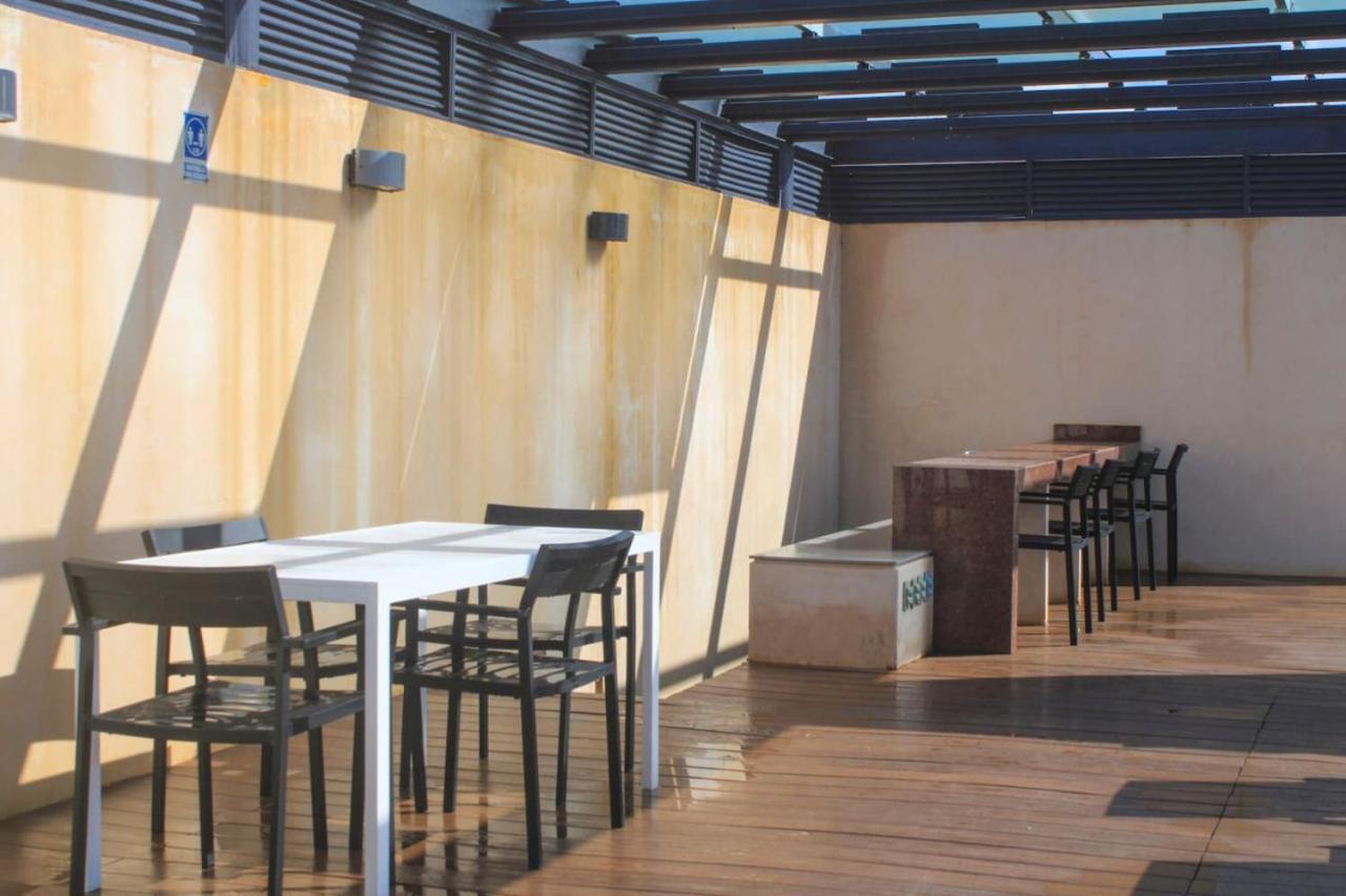 Downtown 2br At 200m With Rooftop And Pool Playa del Carmen